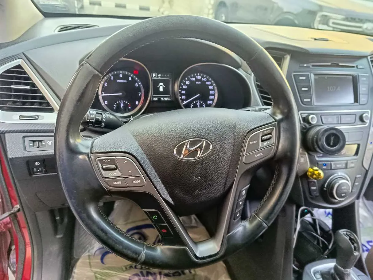 Car image 26