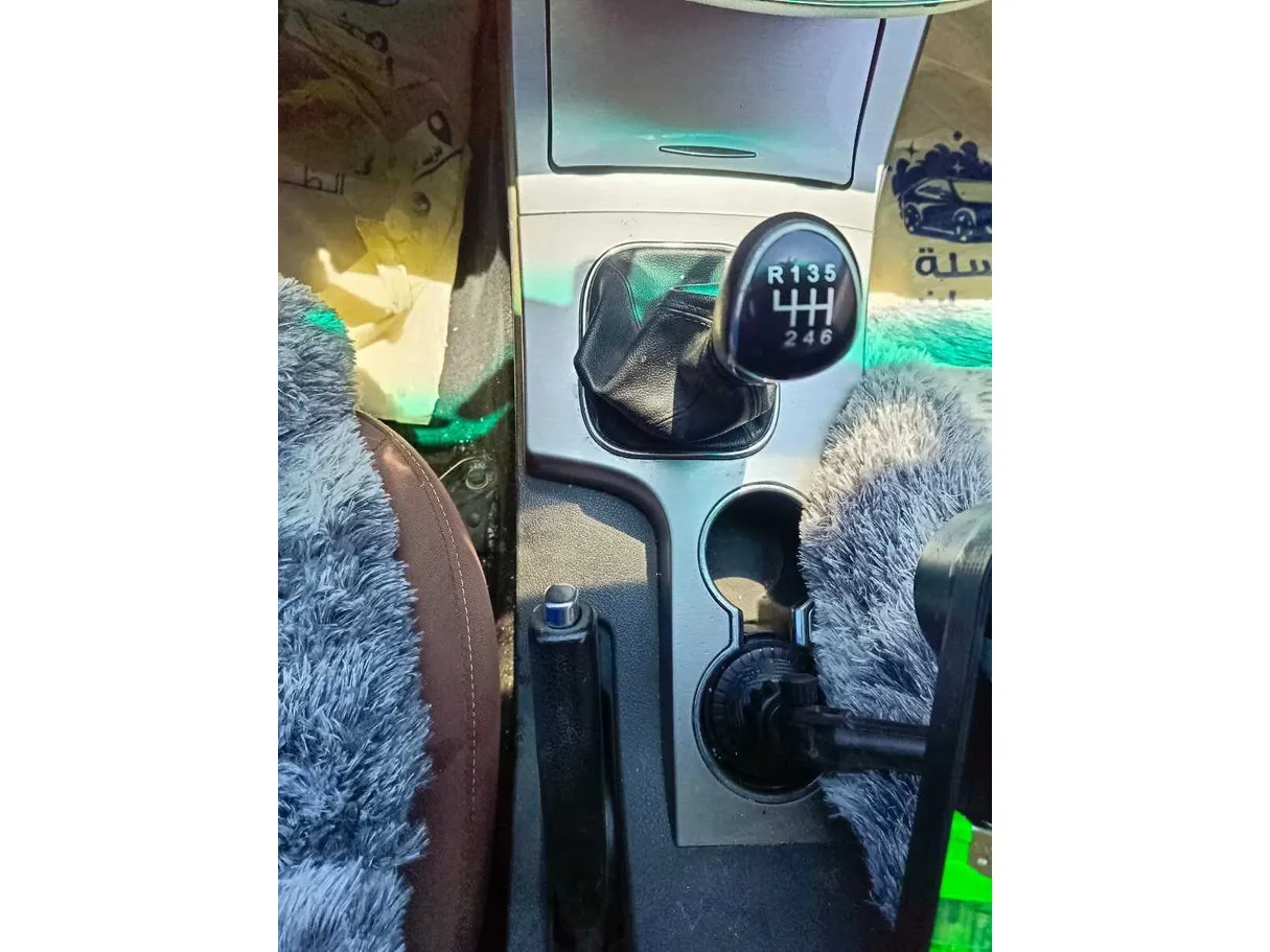 Car image 22