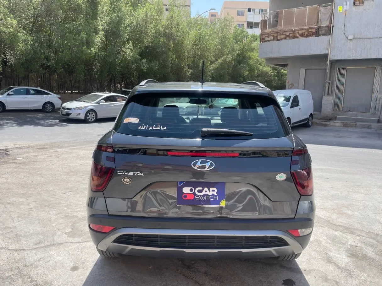 Car image 6