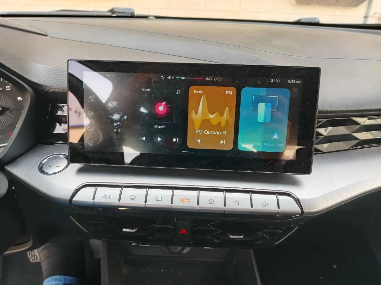 Car image 26