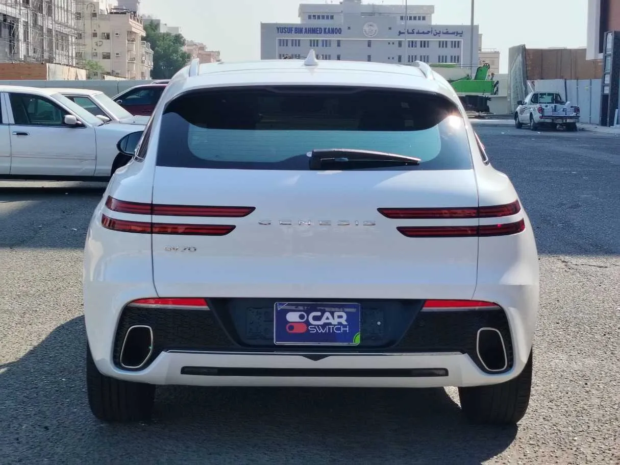 Car image 6