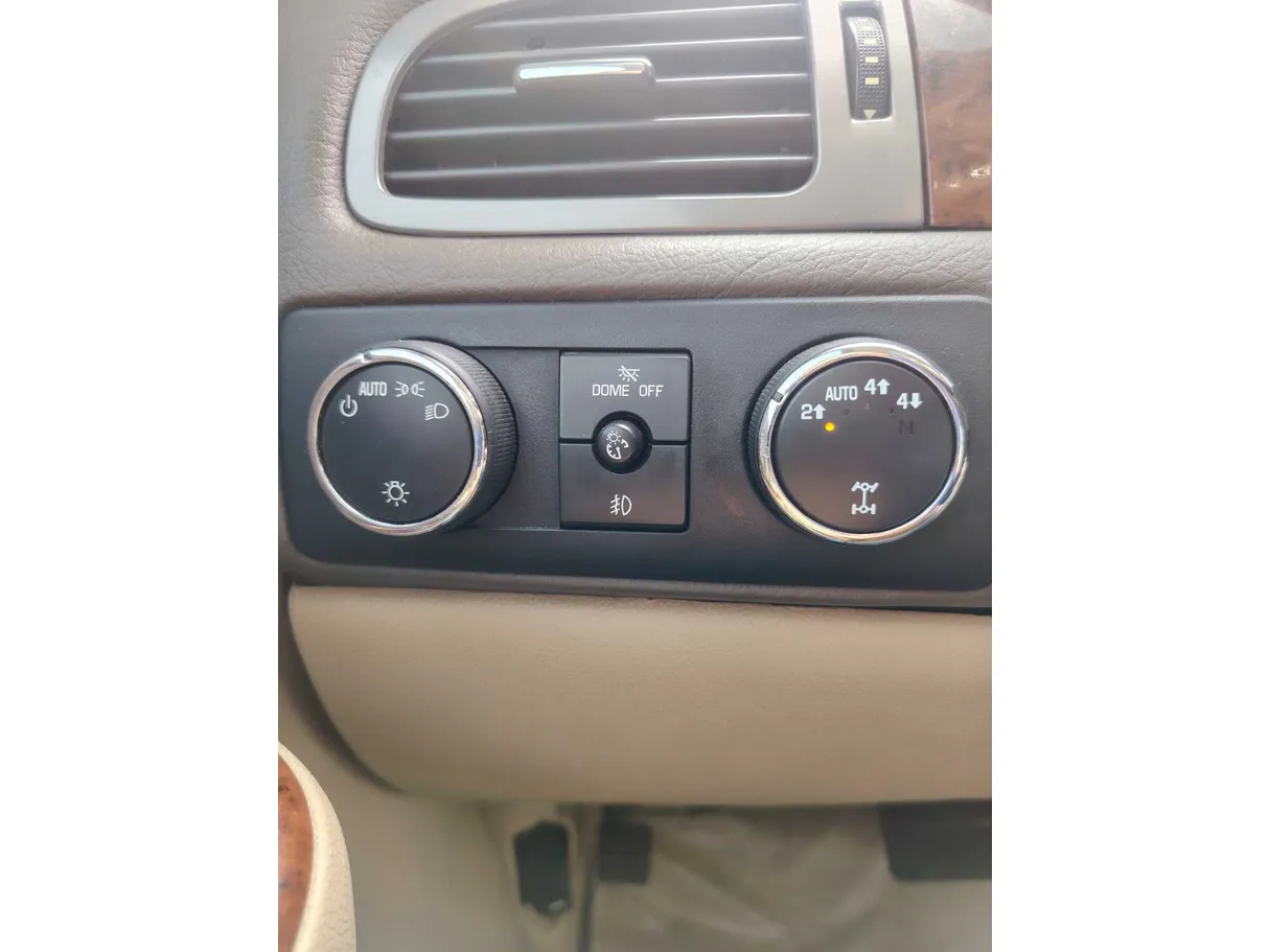Car image 28