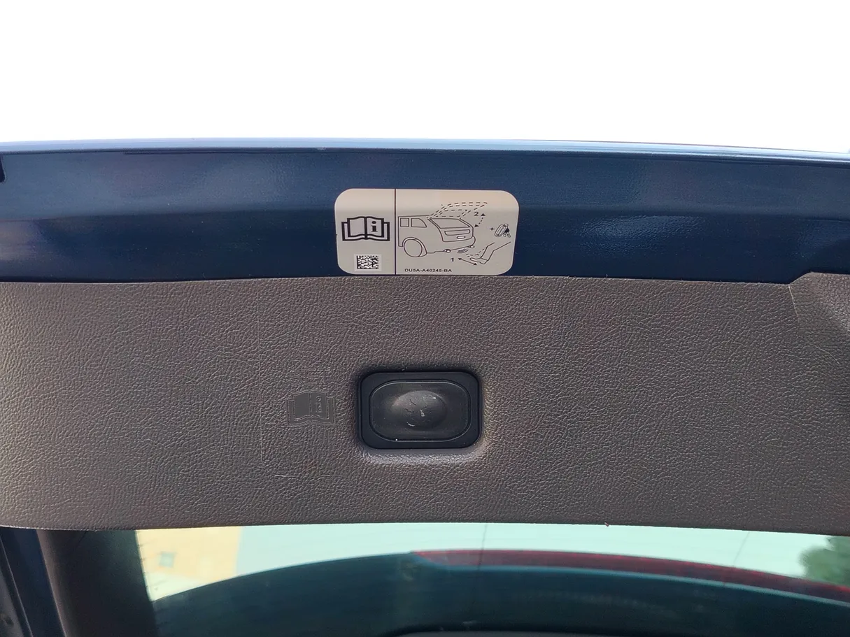 Car image 31