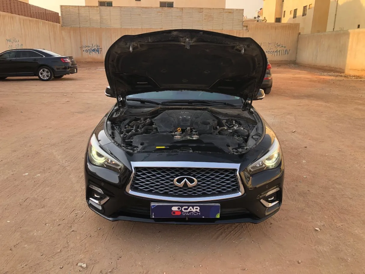 Car image 26