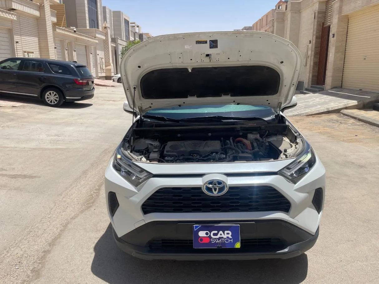 Car image 22