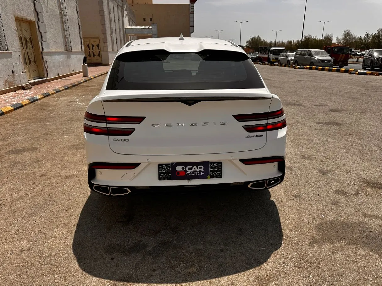 Car image 6