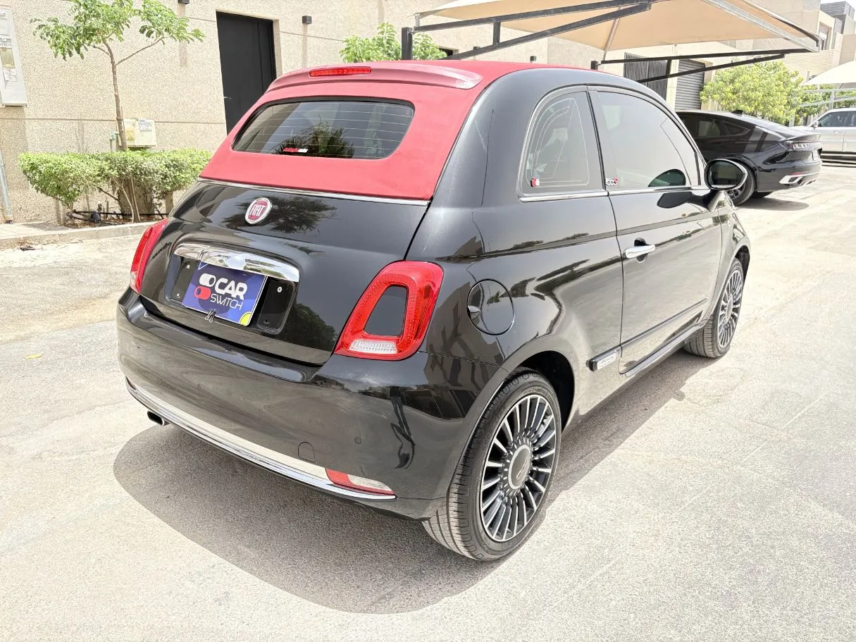 Car image 5