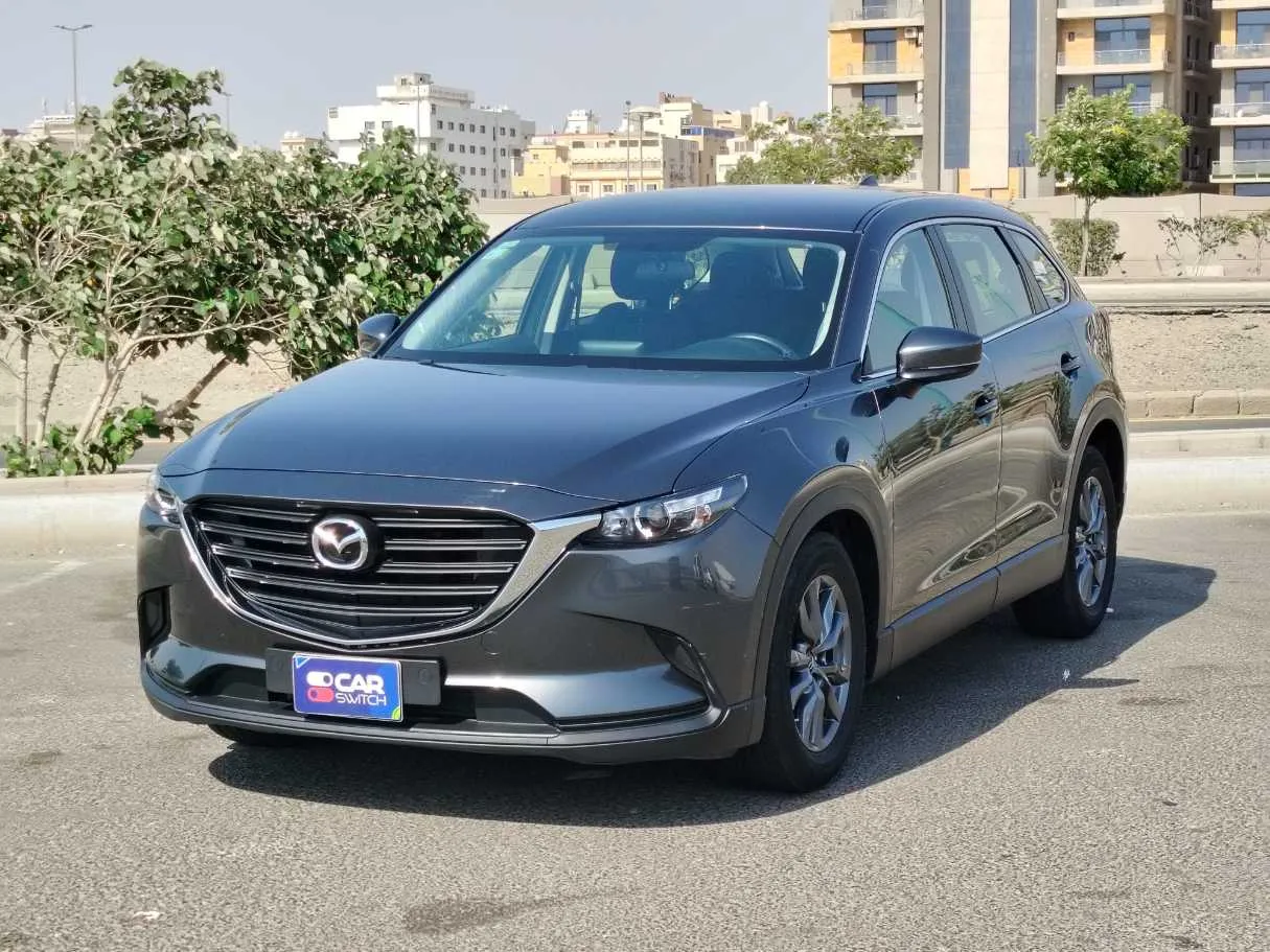 Car image 2