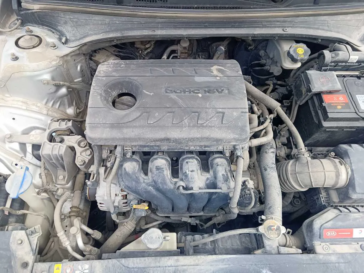 Car image 28
