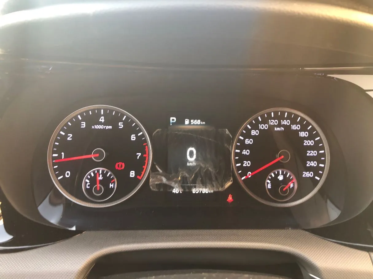 Car image 18