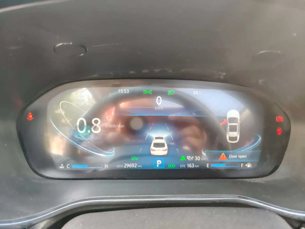 Car image 33