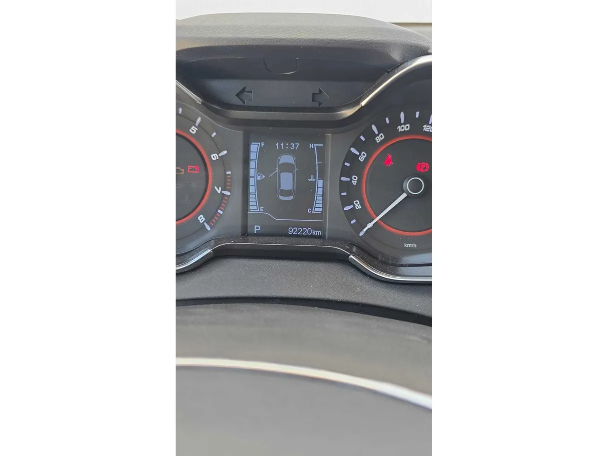 Car image 23