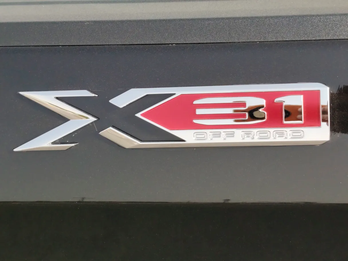 Car image 31