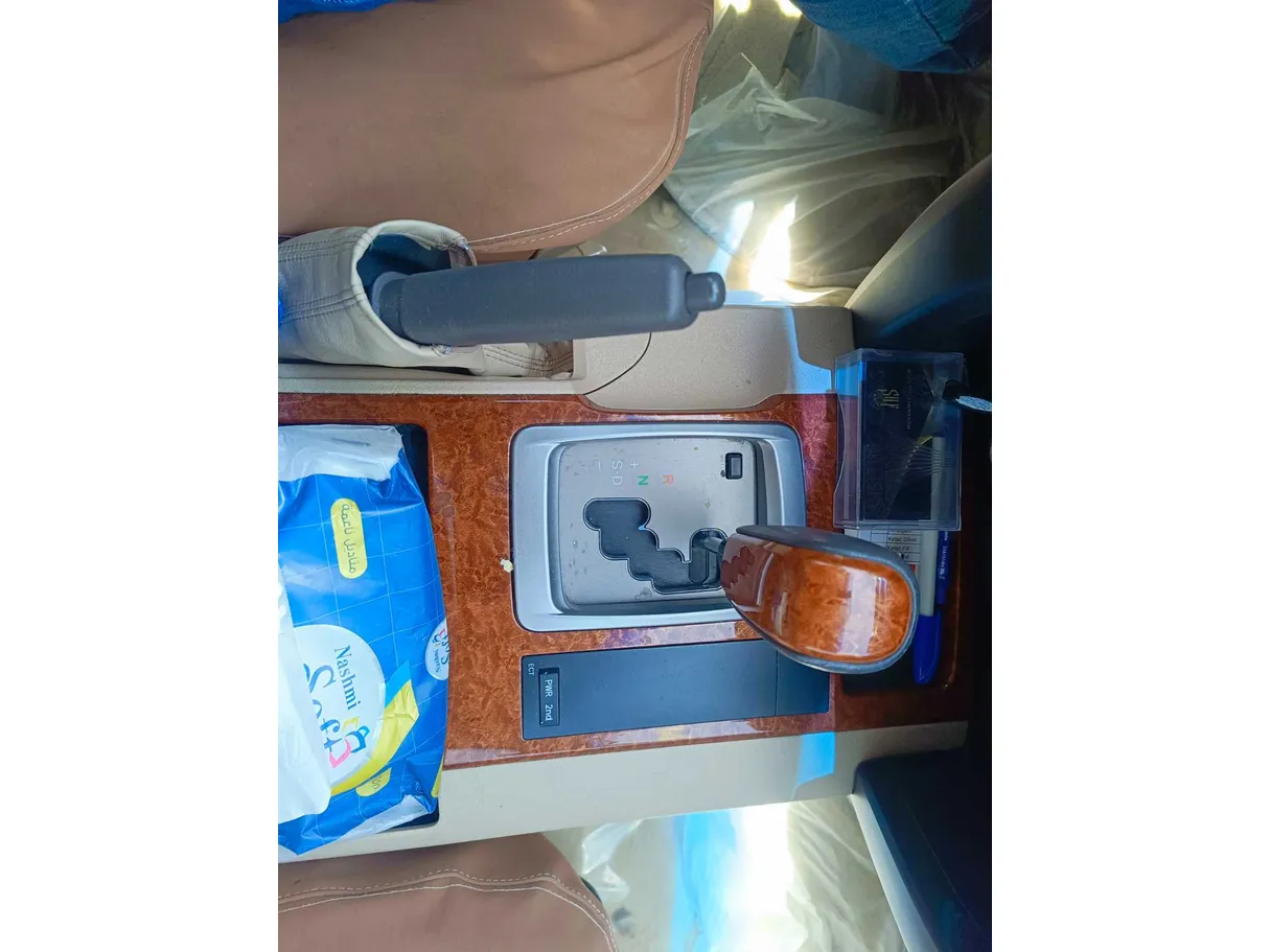 Car image 21