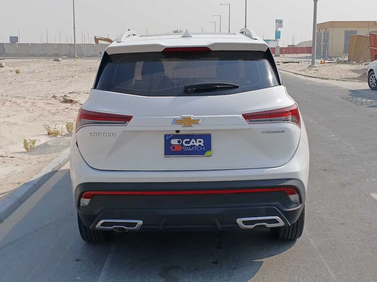 Car image 6