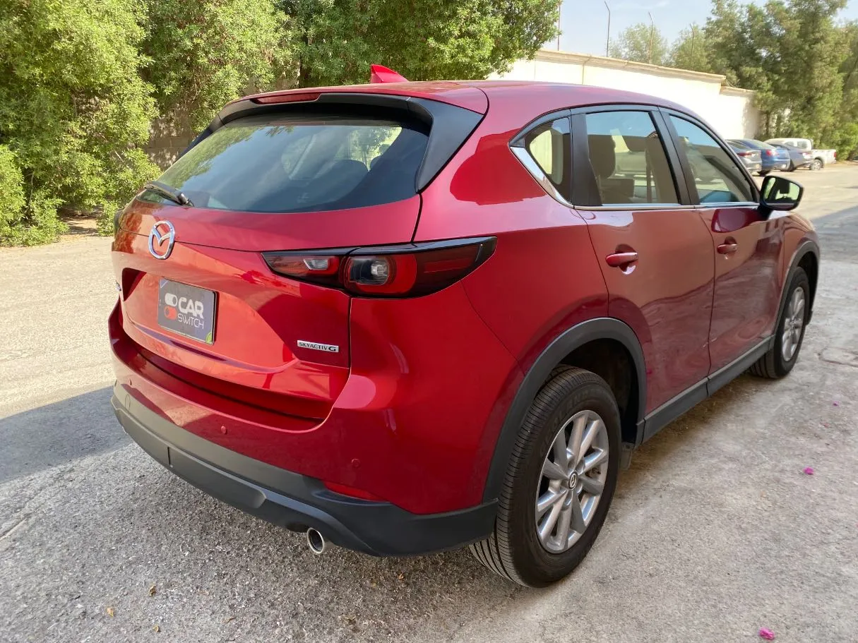 Car image 5