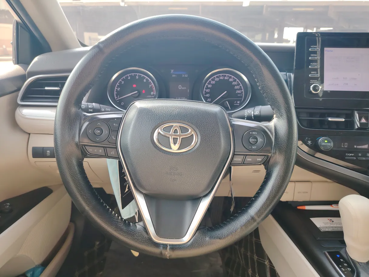 Car image 21