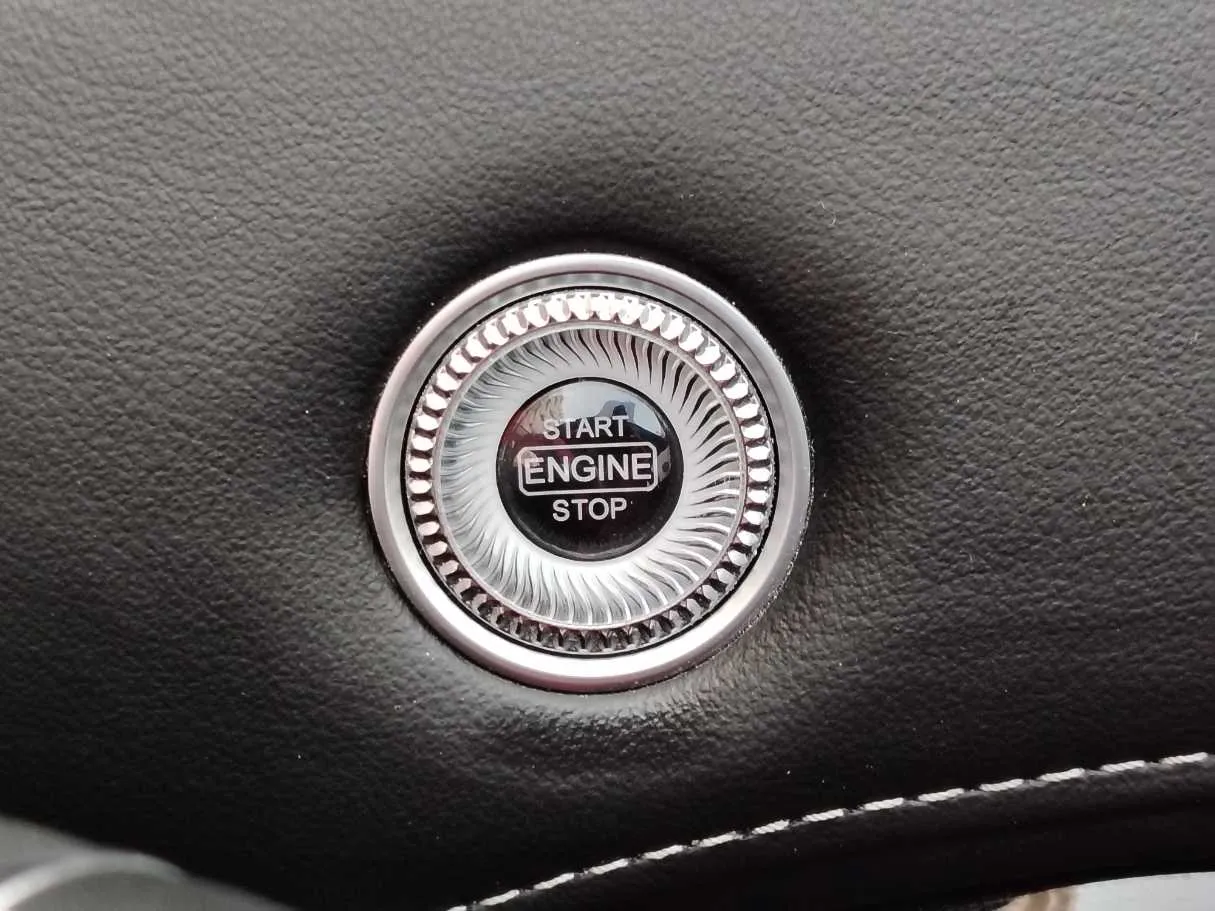 Car image 31