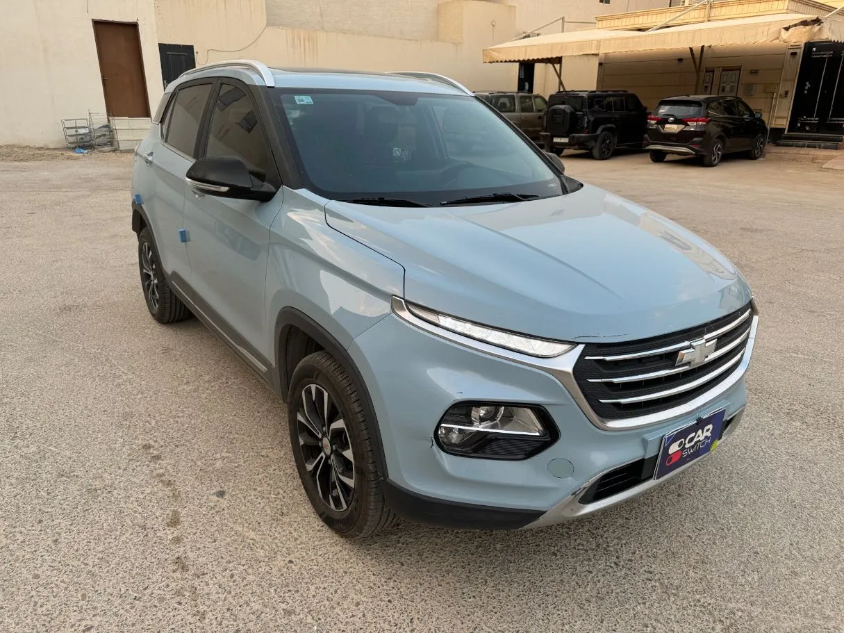 Car image 3