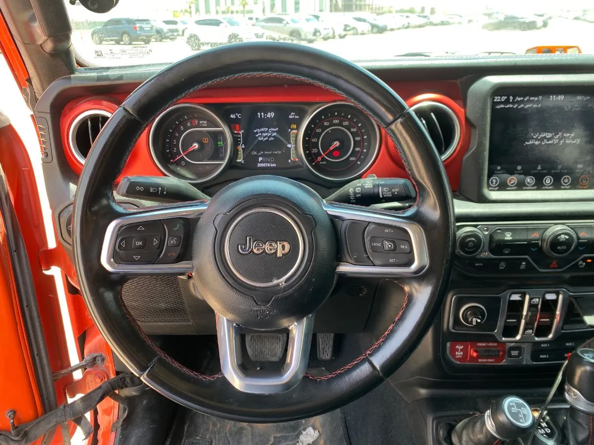 Car image 16