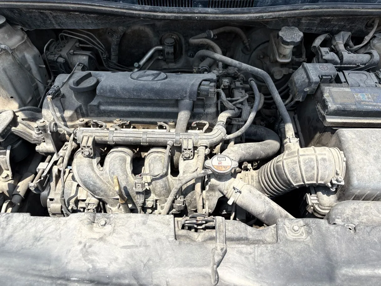 Car image 29