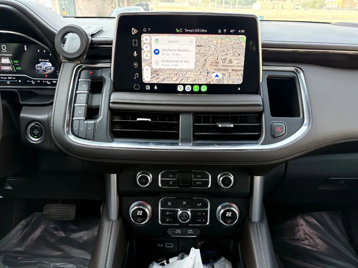 Car image 19