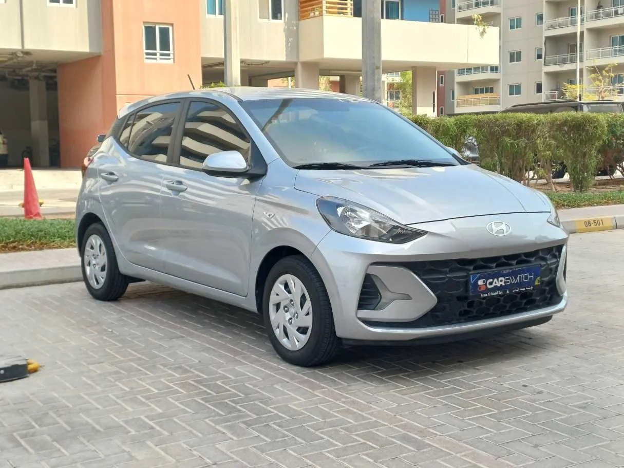 Car image 3