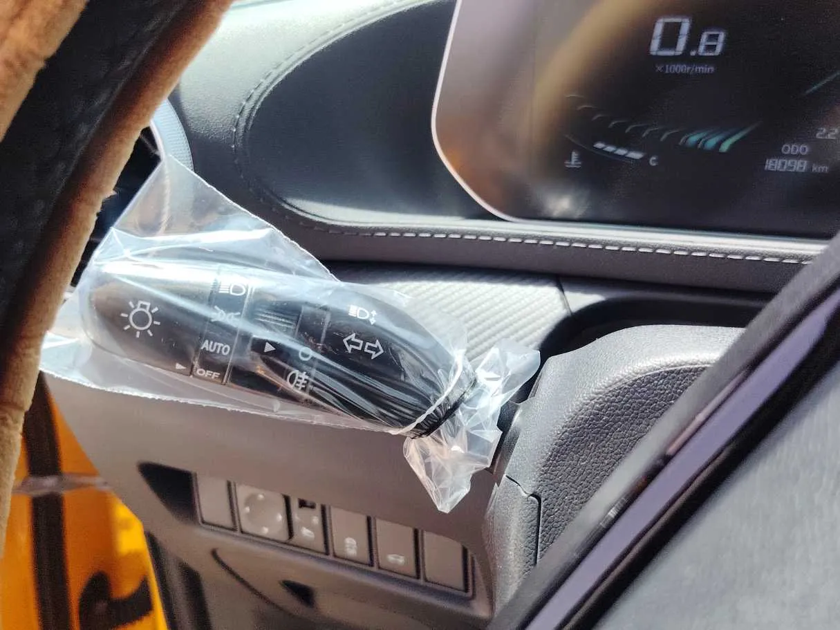 Car image 31