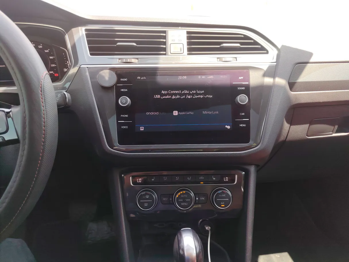 Car image 21