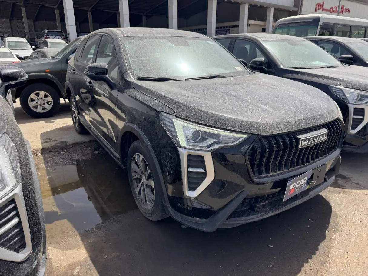 Car image 3