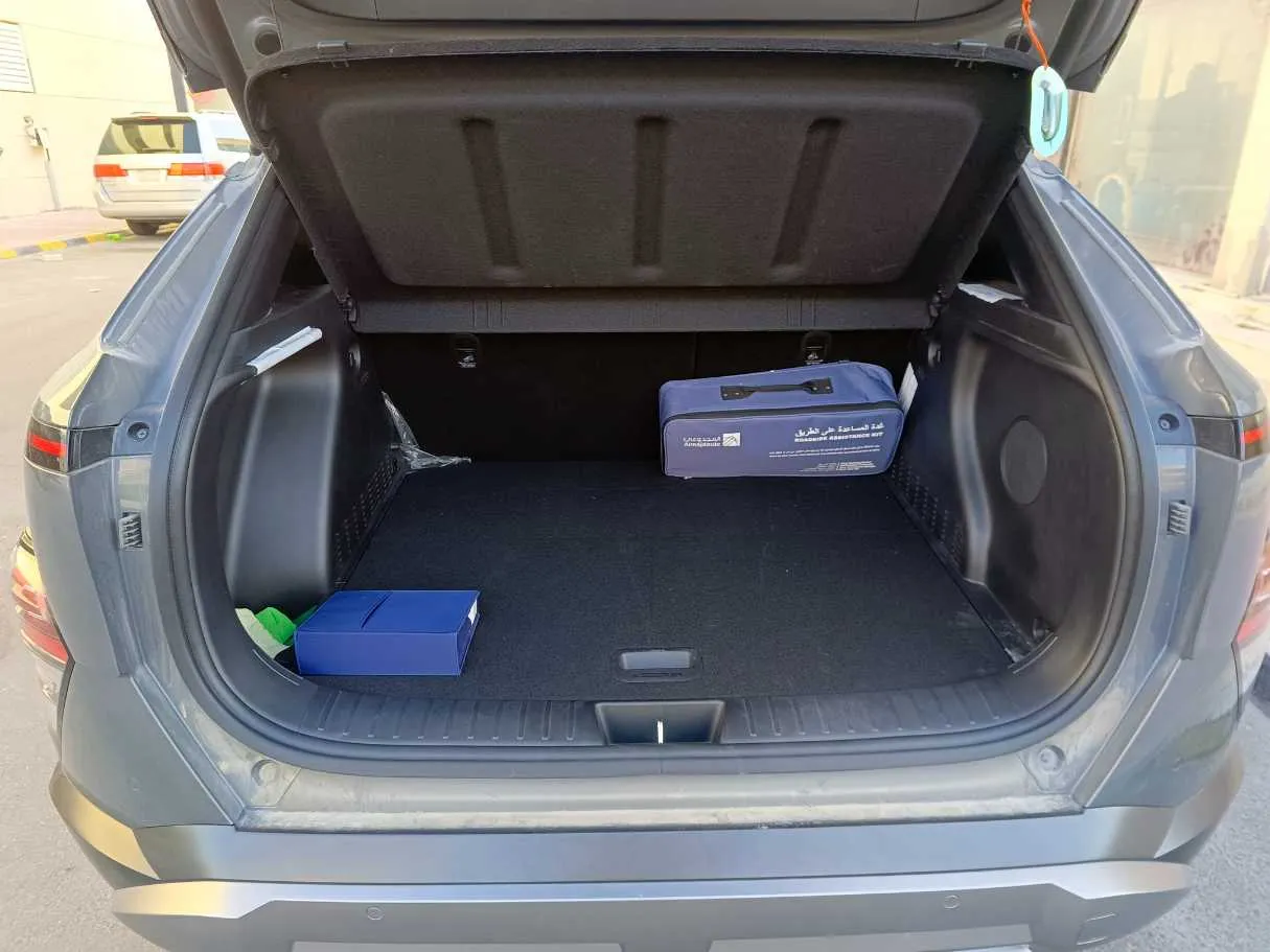 Car image 28