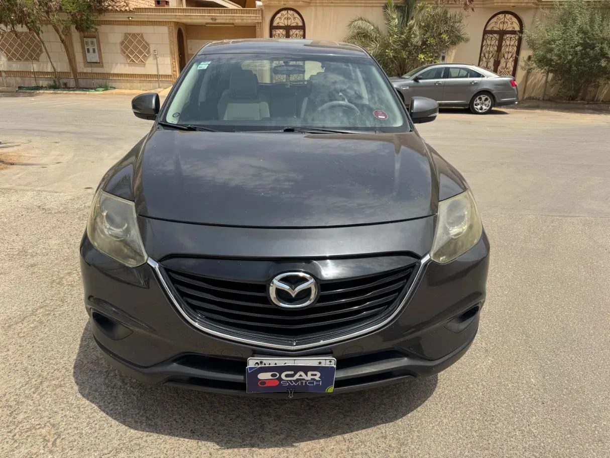 Car image 2