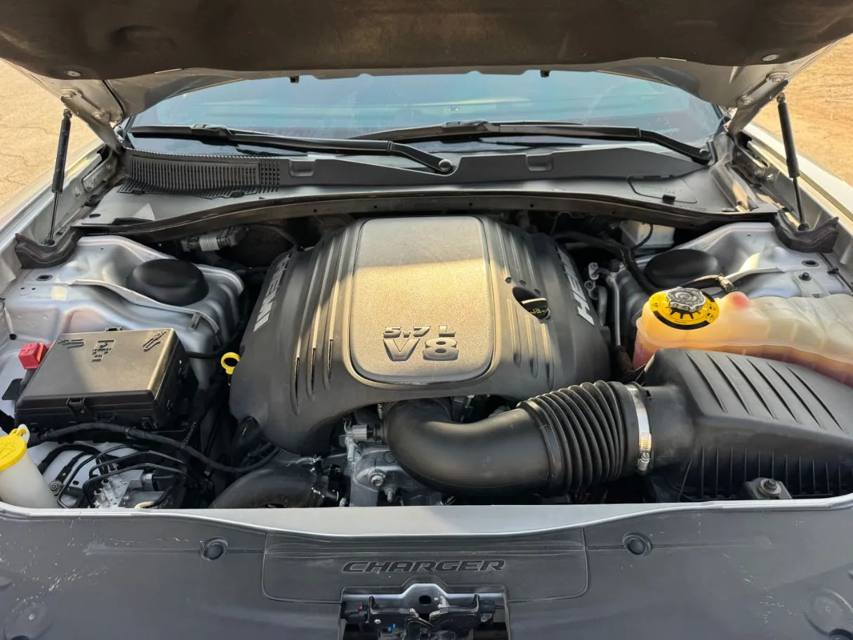 Car image 22