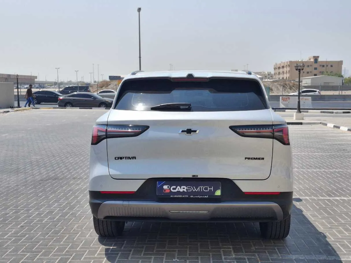 Car image 6