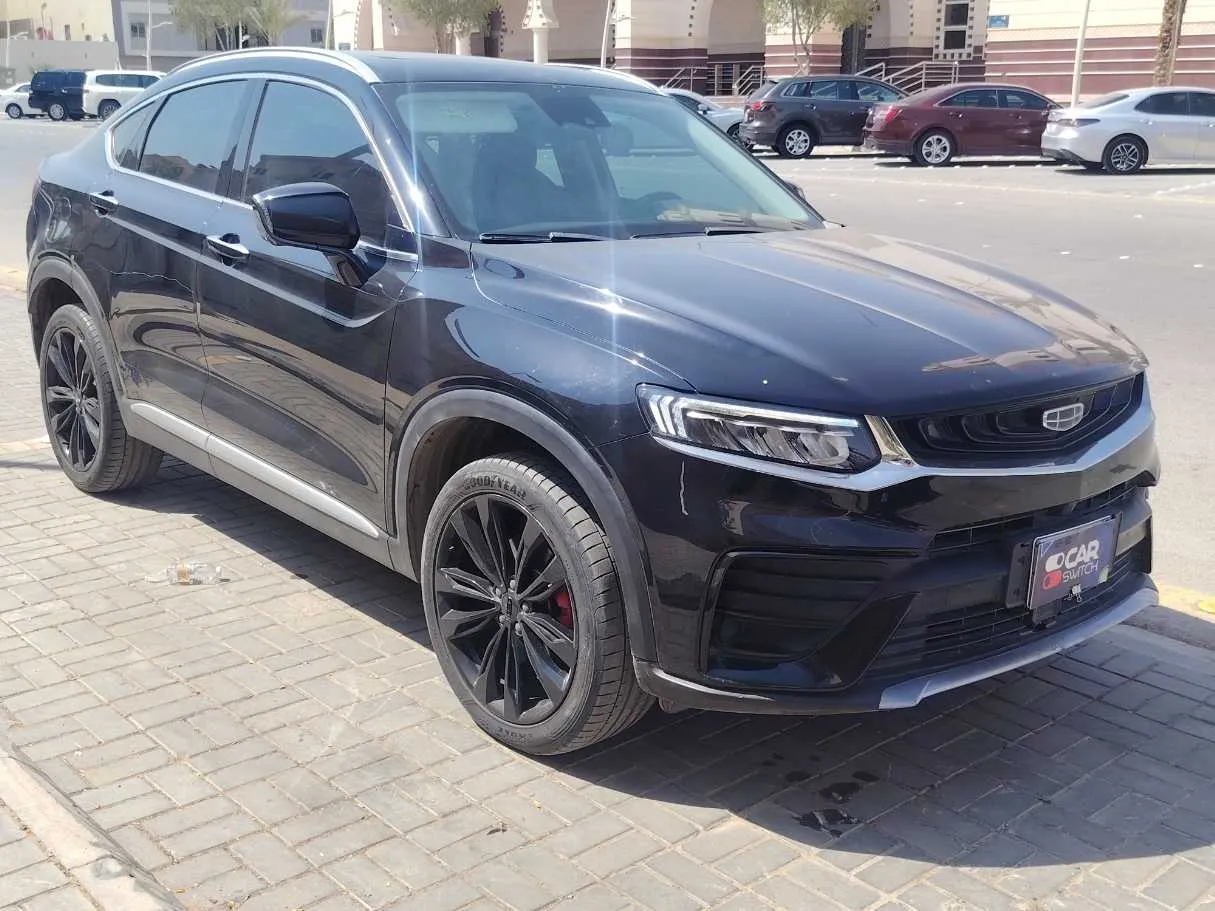 Car image 3