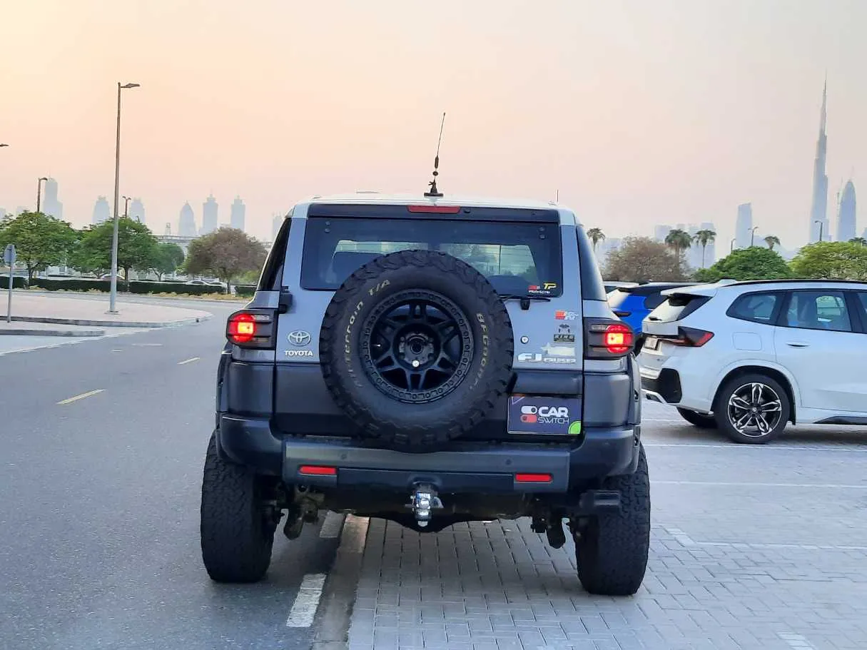 Car image 6