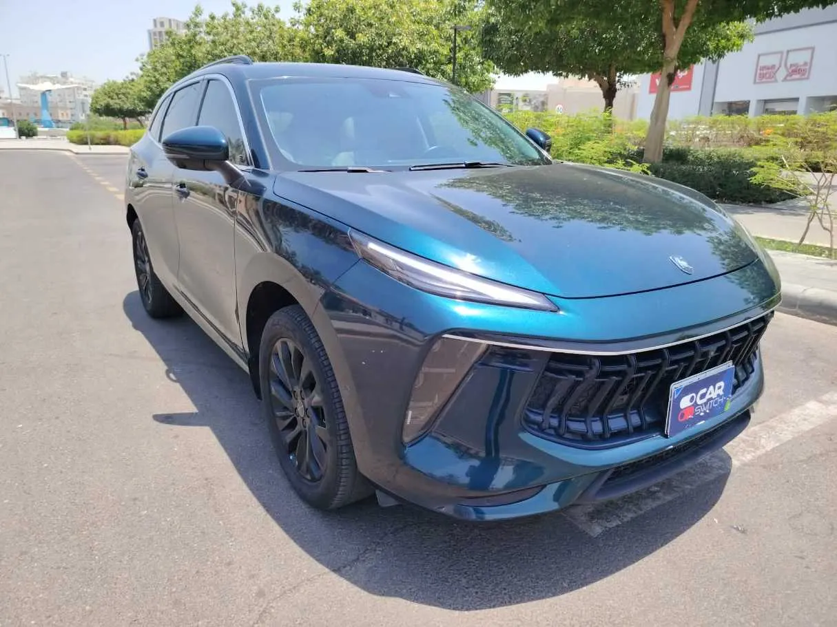 Car image 3