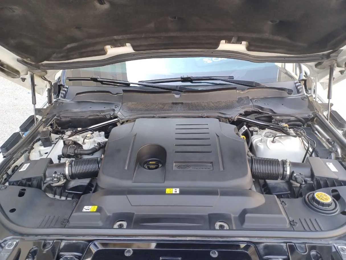 Car image 29