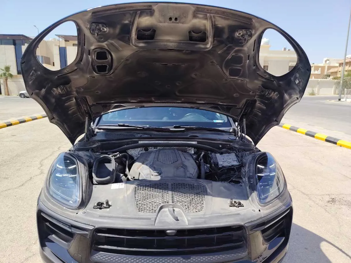 Car image 31