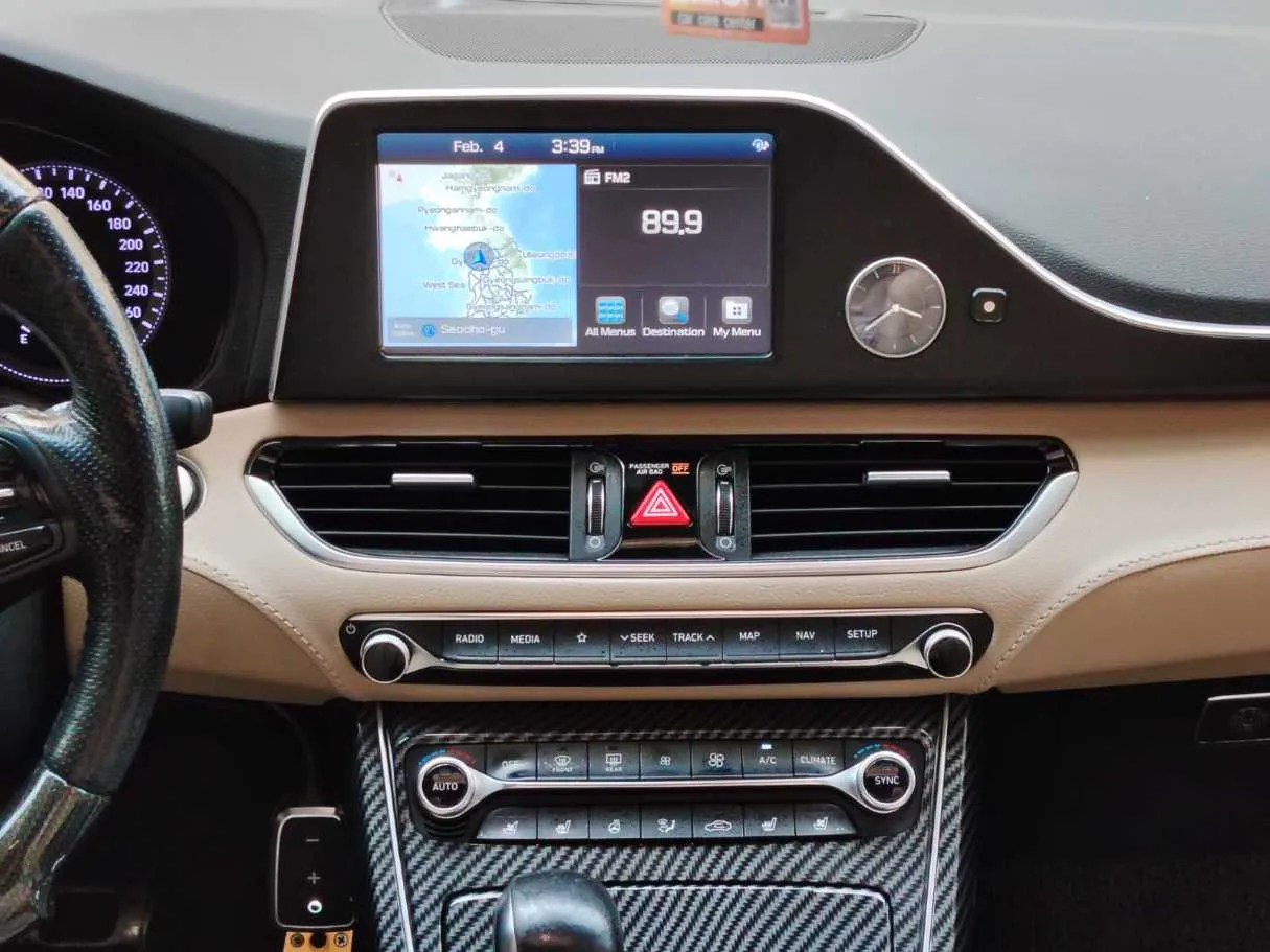 Car image 23