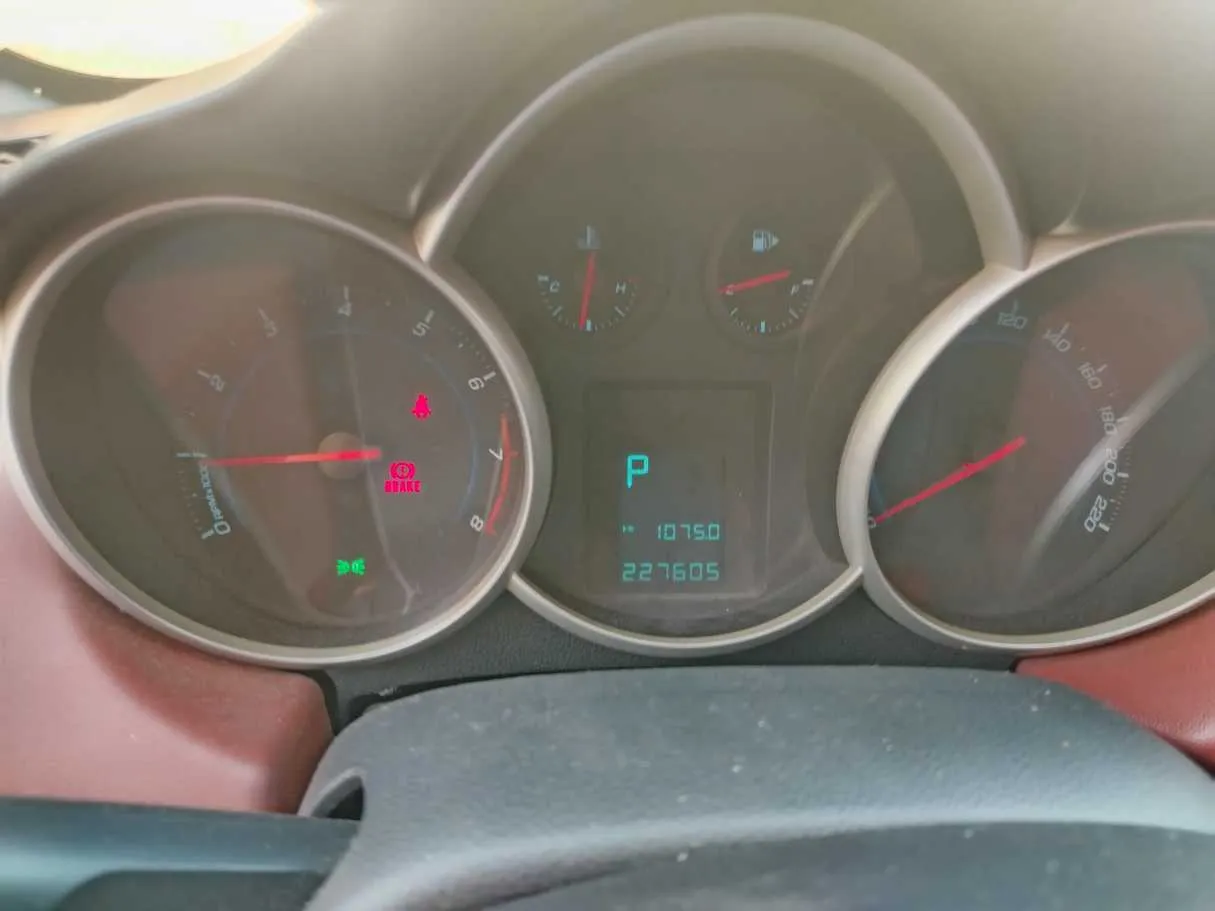 Car image 27