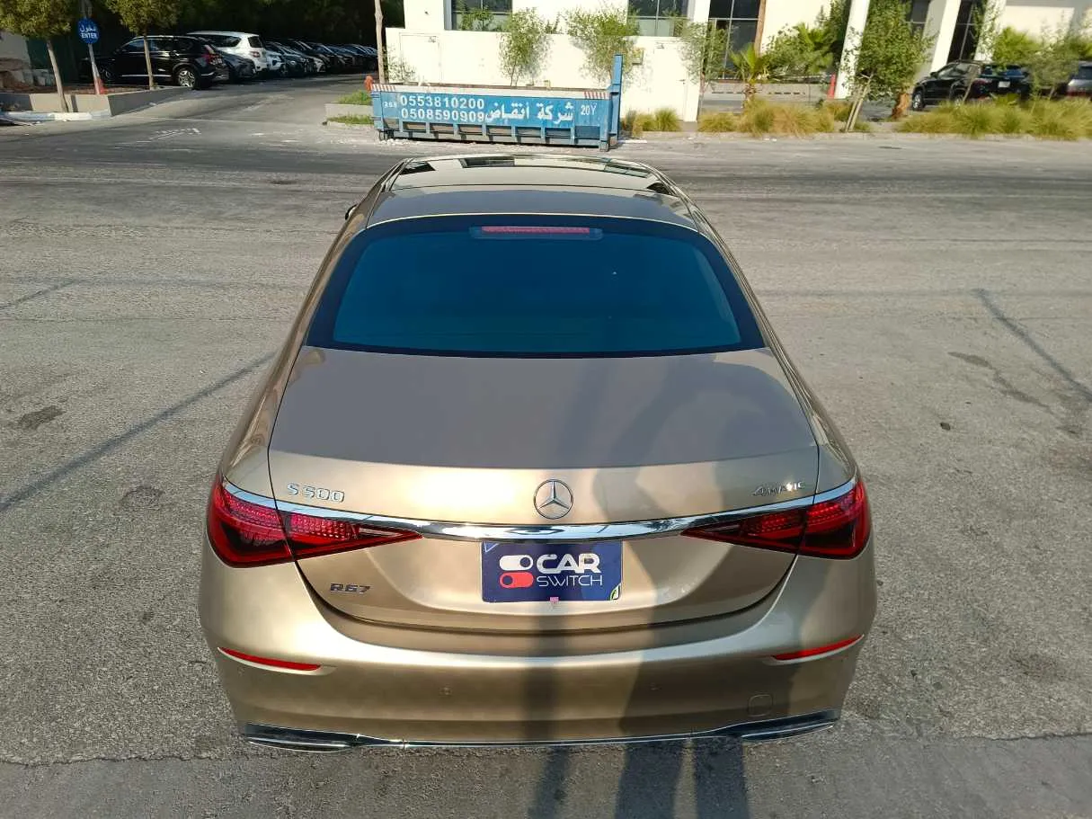 Car image 7