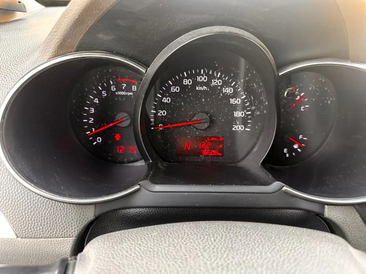 Car image 21