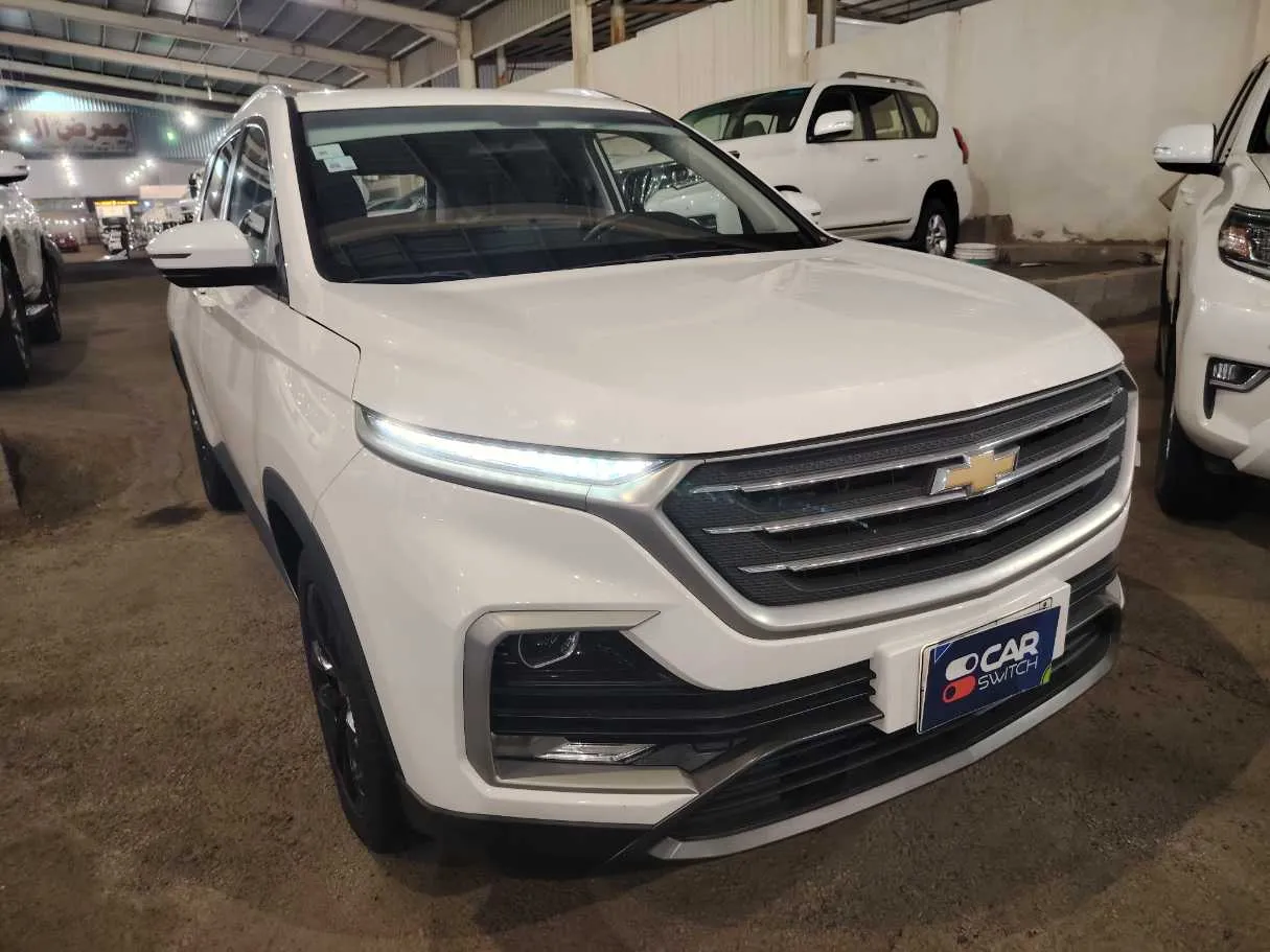 Car image 3