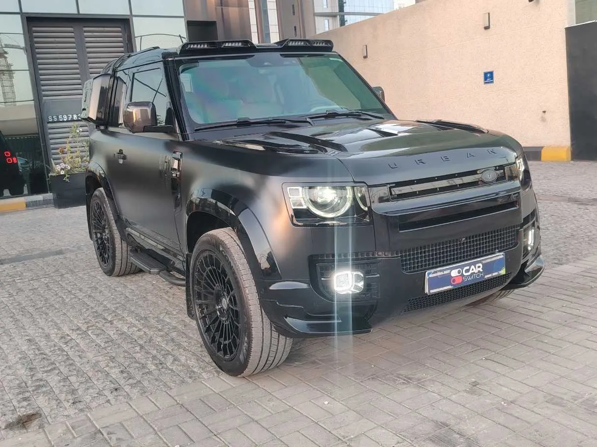 Car image 3