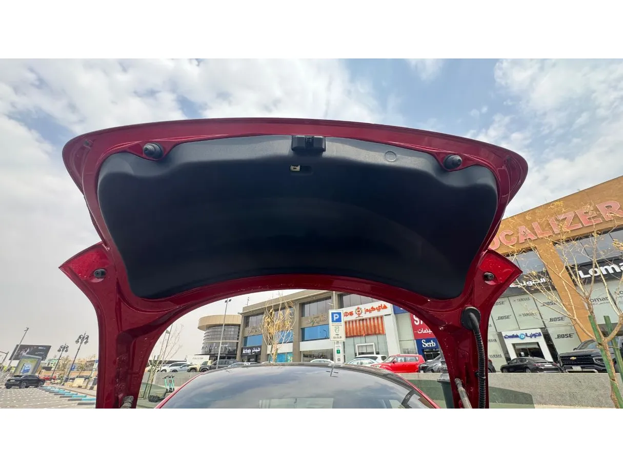 Car image 21