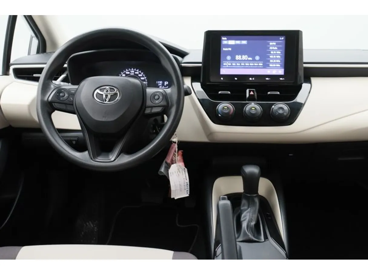 Car image 15