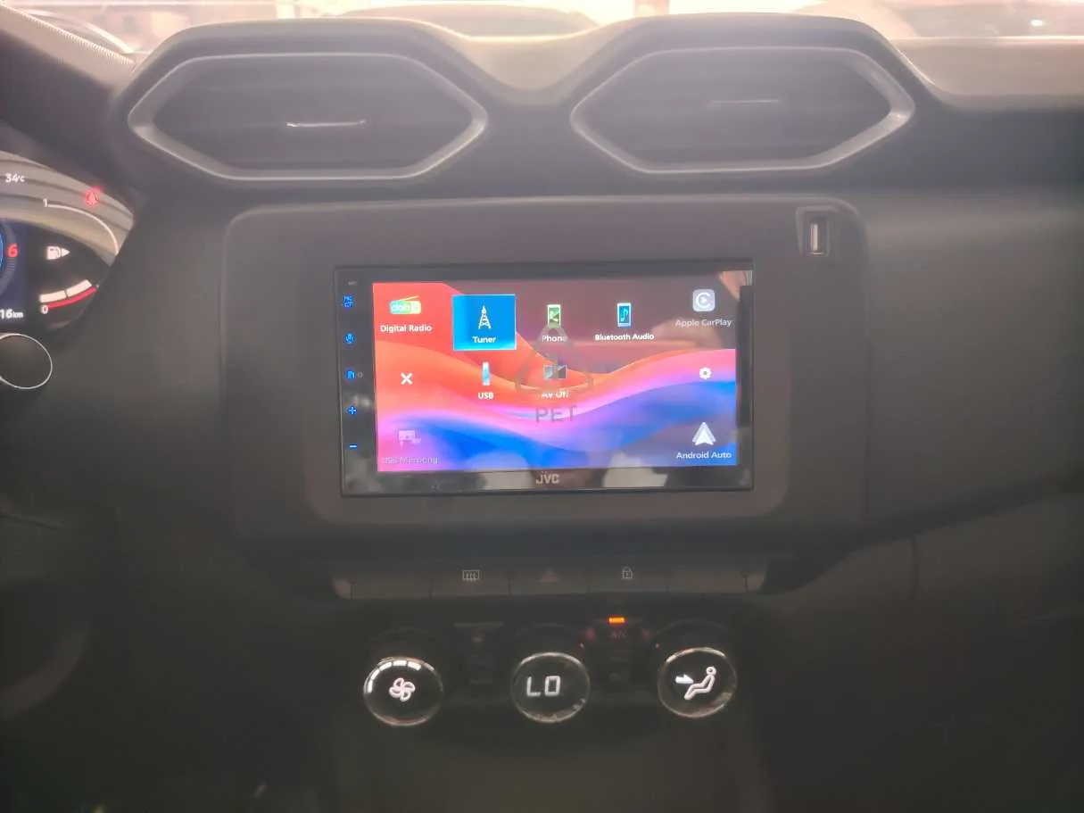 Car image 21