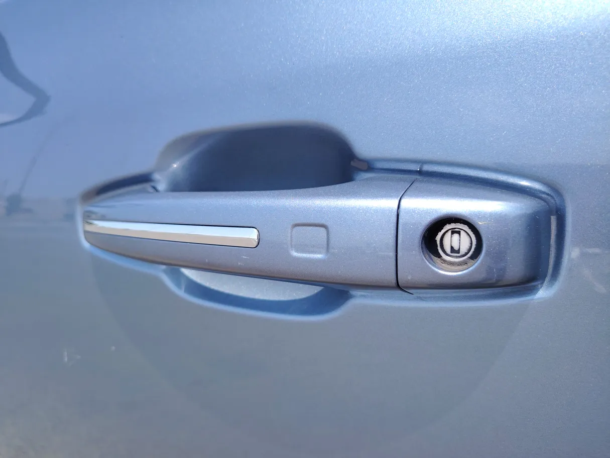 Car image 29