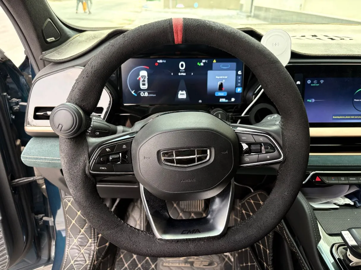 Car image 23